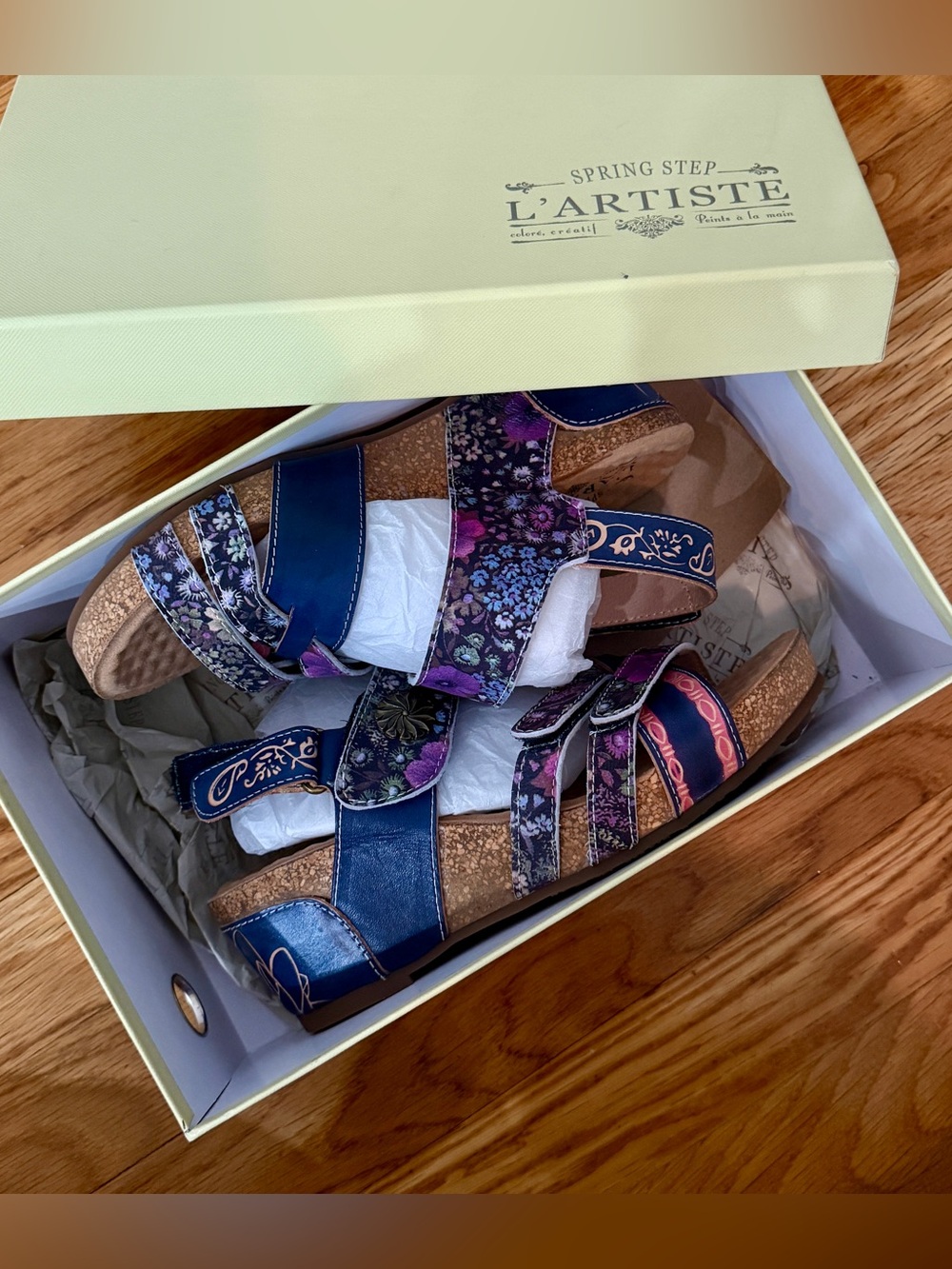 L’Artiste Spring Step Rolzah Floral Wedge Sandals Navy Multi 6.5-7 NWT - Picture 4 of 12